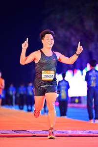 BIB: 20451
                            <button type="button" onclick="openModal(22969450)" class="btn btn-primary btn-sm float-right btn-popup" data-toggle="modal" data-target=".modal-high-quality">
                        <i class="fas fa-shopping-cart"></i> Add to Cart
                    </button>
                                            <button type="button" onclick="isThisMe(22969450, true)" class="btn btn-success btn-sm float-right btn-popup btn-isme hidden" data-toggle="tooltip" data-placement="bottom" title="นี่คือรูปของคุณใช่ไหม คลิกที่นี่เพื่อเอาเข้าอัลบั้ม">
                        <i class="fas fa-plus"></i> Add to album
                    </button>
                    <button type="button" onclick="isThisMe(22969450, false)" class="btn btn-warning btn-sm float-right btn-popup btn-isnotme hidden">
                        <i class="fas fa-ban"></i> Remove from album
                    </button>